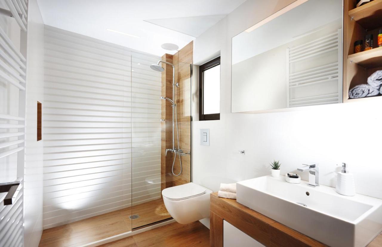 Armi Luxury Apartment In The Heart Of The City Ханья Экстерьер фото